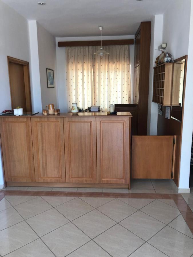 Dimitris Apartments Platanés Buitenkant foto