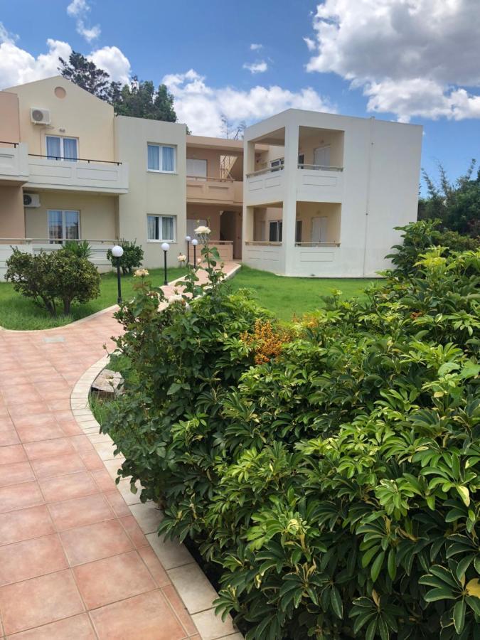 Dimitris Apartments Platanés Buitenkant foto