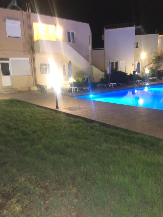 Dimitris Apartments Platanés Buitenkant foto