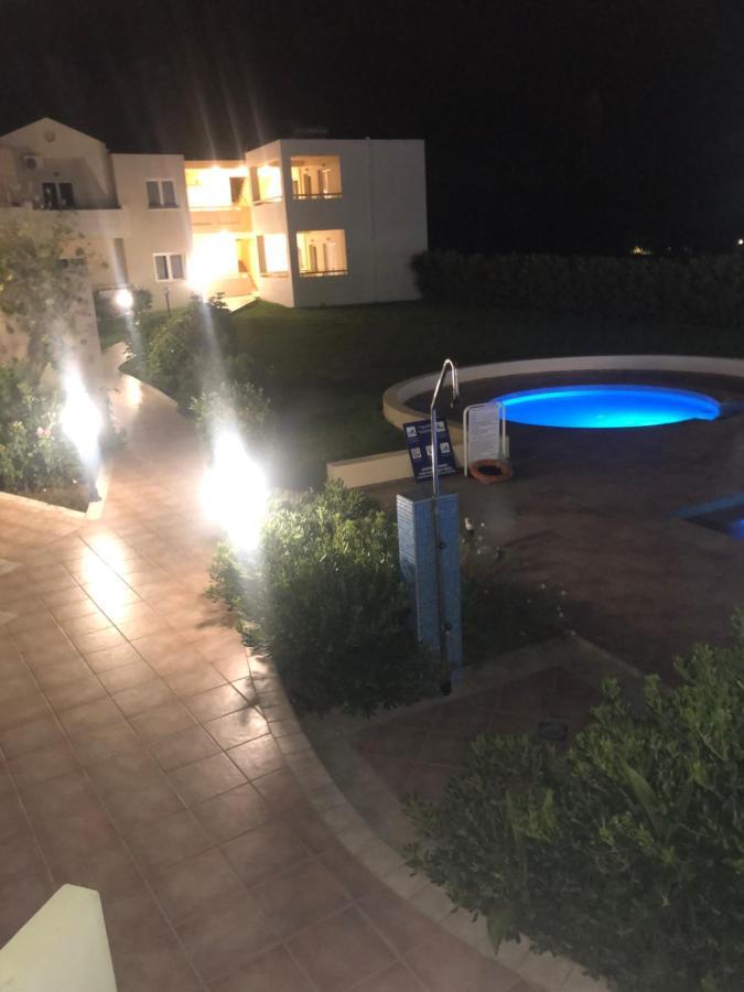 Dimitris Apartments Platanés Buitenkant foto